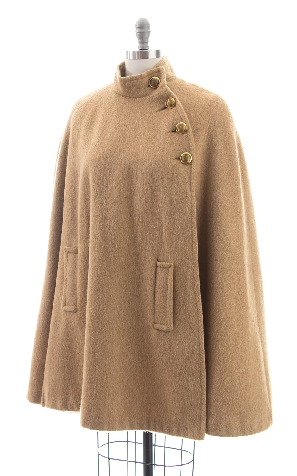 1960s 1970s Beige Wool Mohair Belted Cape | small/medium/large