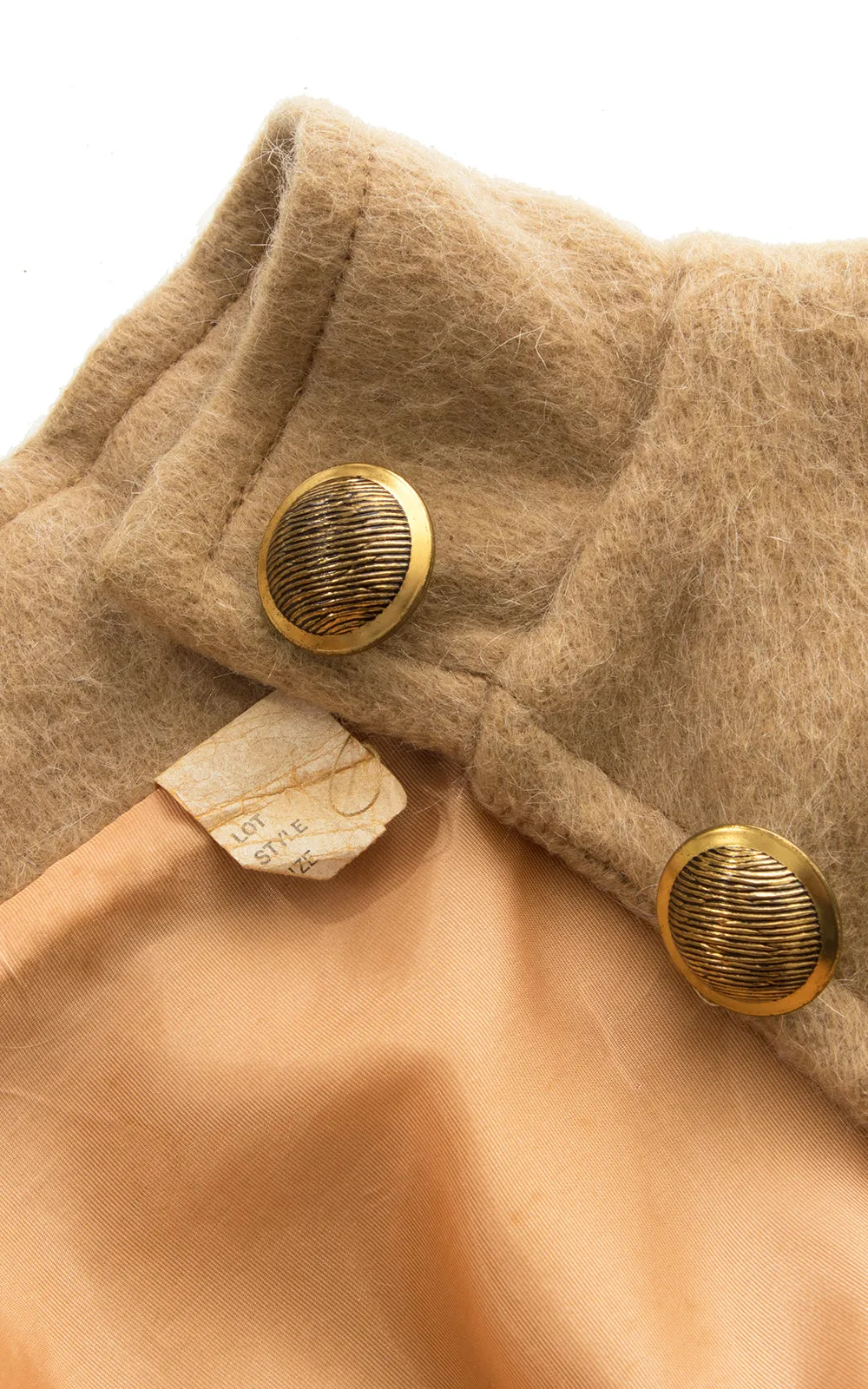 1960s 1970s Beige Wool Mohair Belted Cape | small/medium/large
