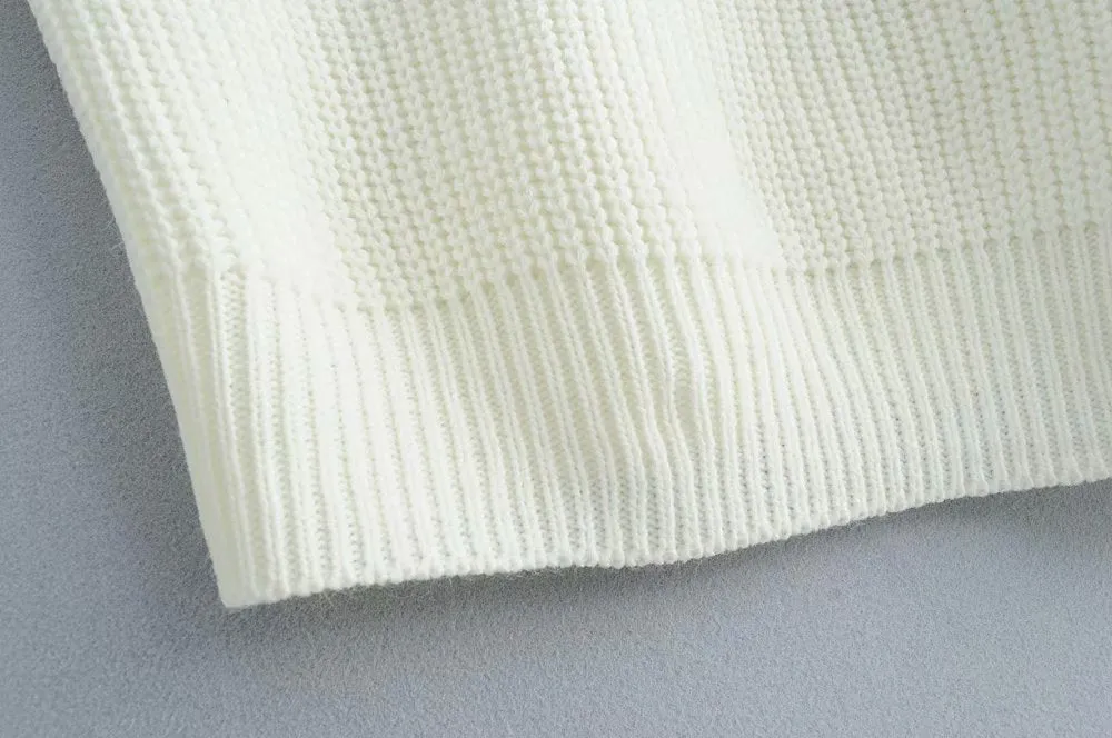 ASYMMETRIC SWEATER
