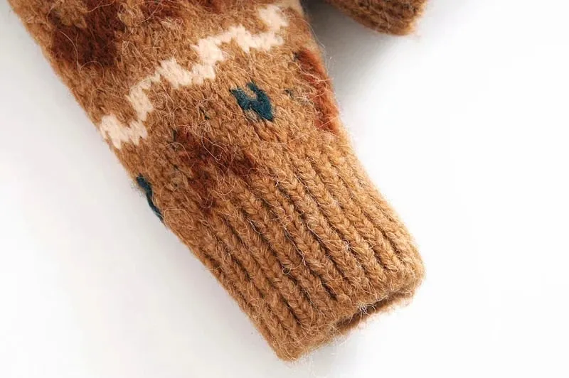 JACQUARD KNITTED CARDIGAN