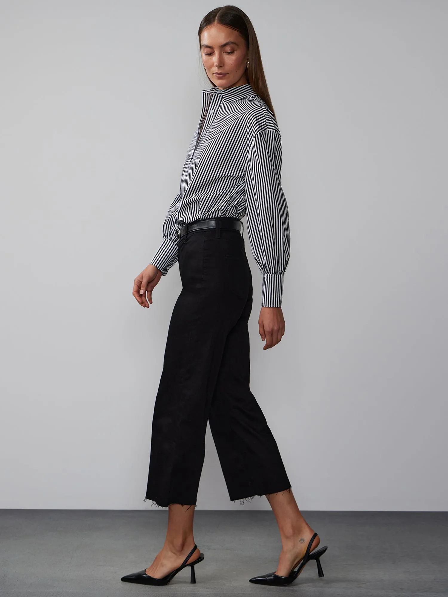 Petite High Rise Cropped Wide Leg Jeans