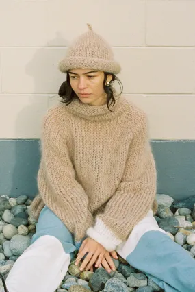 Roulé Handknit Sweater Rose